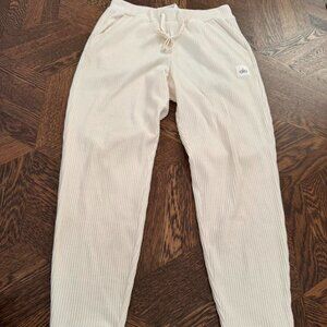 Alo Yoga Muse Rib Knit off white cream ivory sweatpants Joggers Size L